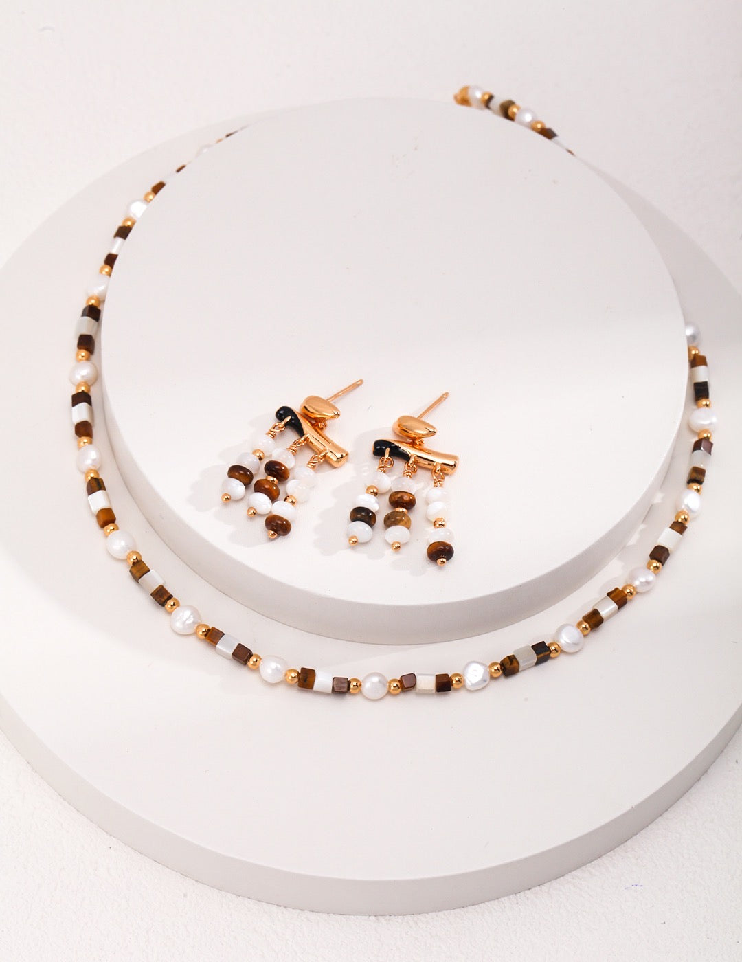 Vintage Mother-of-Pearl & Tiger Eye Stone Beaded Necklace