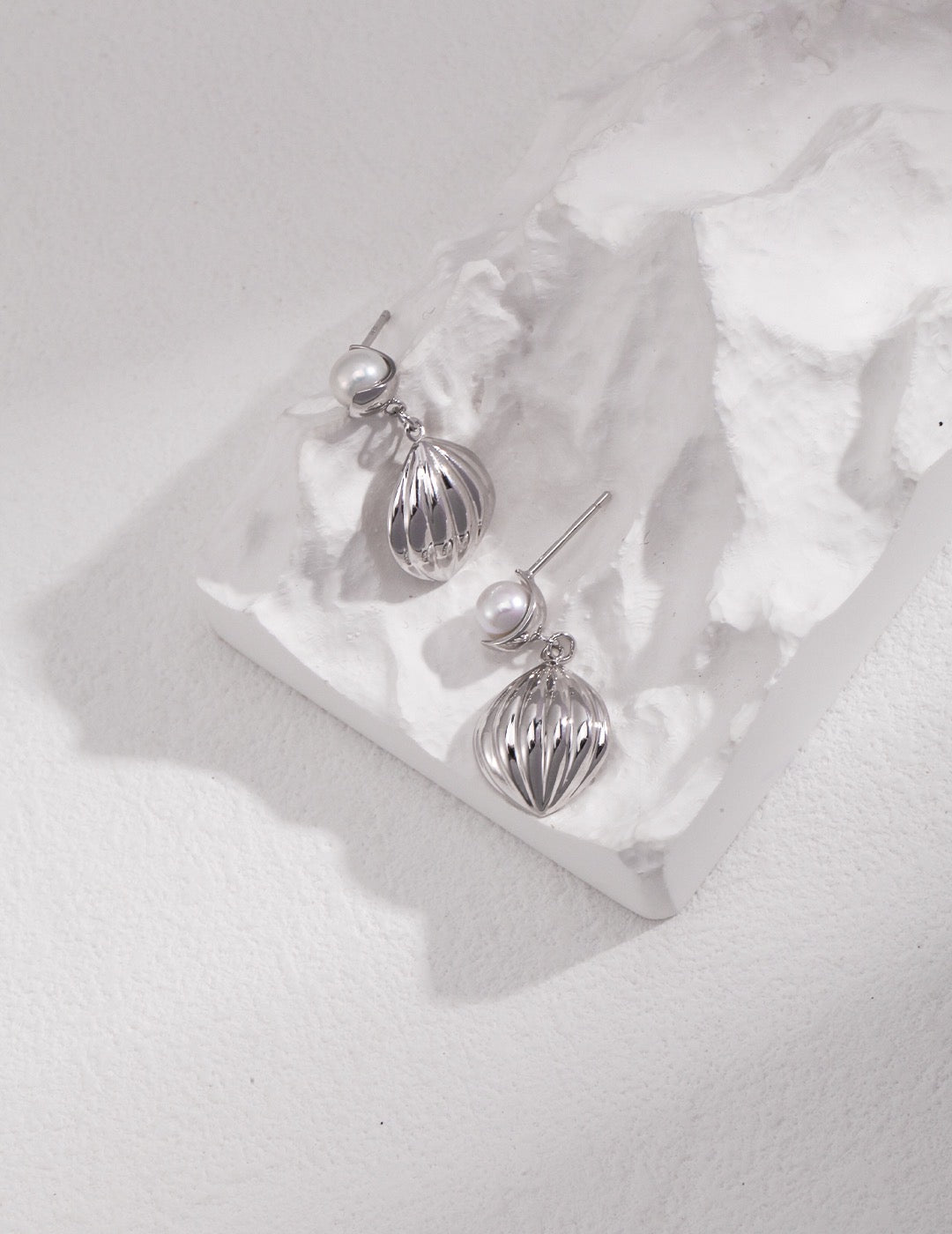 Sterling Silver Shell Pearl Earrings