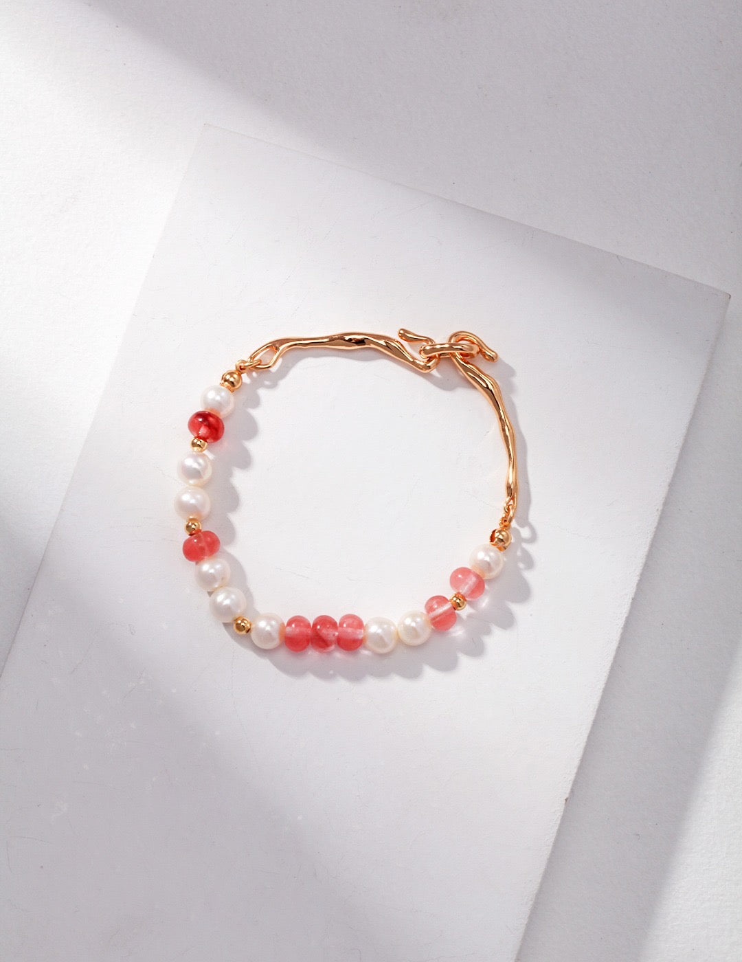 Spring Series Strawberry Crystal Pearl Bracelet