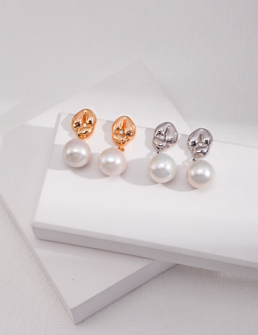 Simple Zircon Pearl Earrings