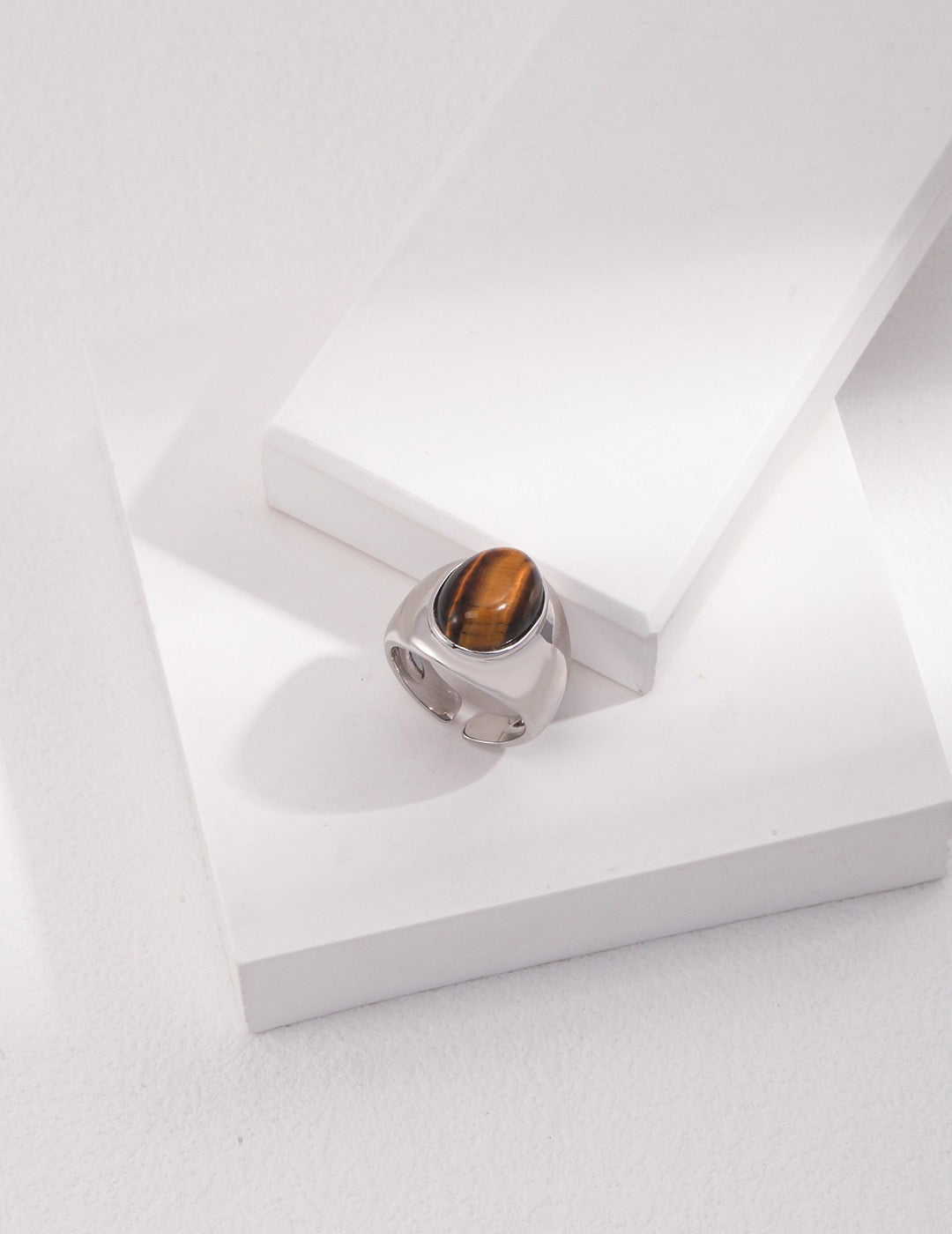 Simple Tiger's Eye Ring - YIN BEAUTY