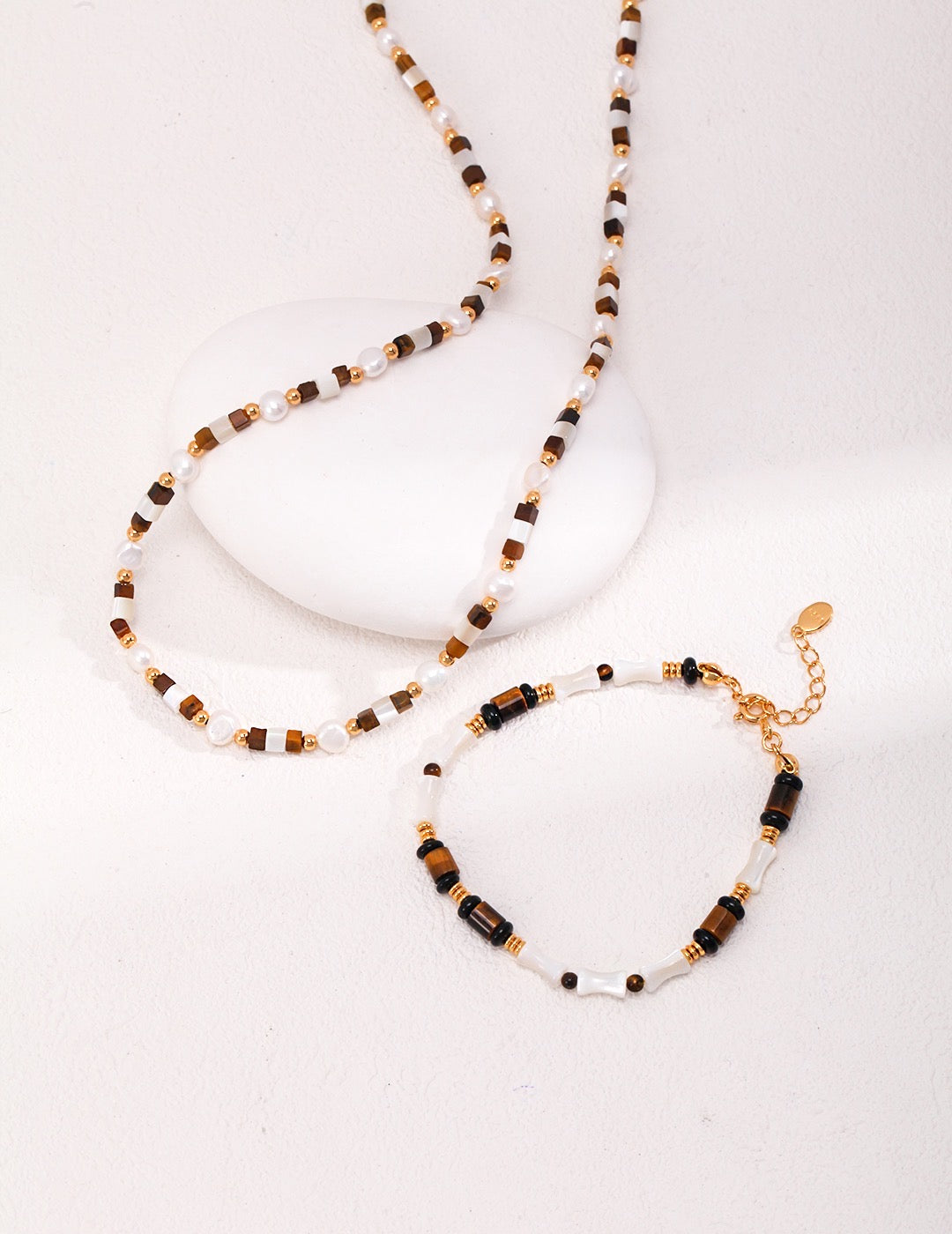 Vintage Mother-of-Pearl & Tiger Eye Stone Beaded Necklace