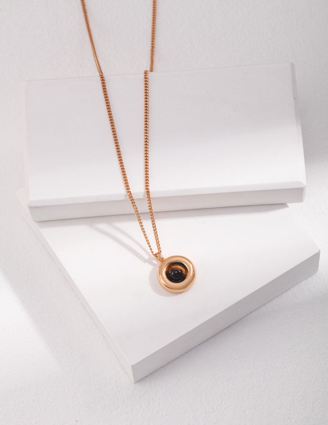 Simple Tiger's Eye / Black Onyx Necklace